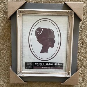 Studio Decor picture frame.